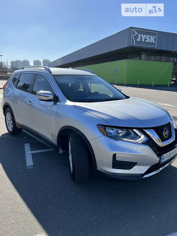Позашляховик / Кросовер Nissan Rogue 2019 в Києві