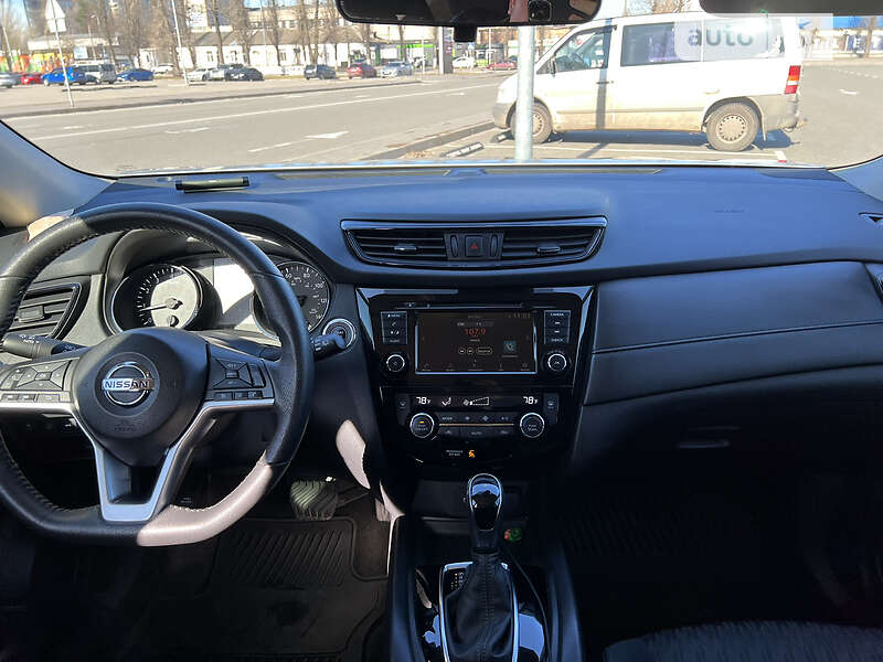 Позашляховик / Кросовер Nissan Rogue 2019 в Києві