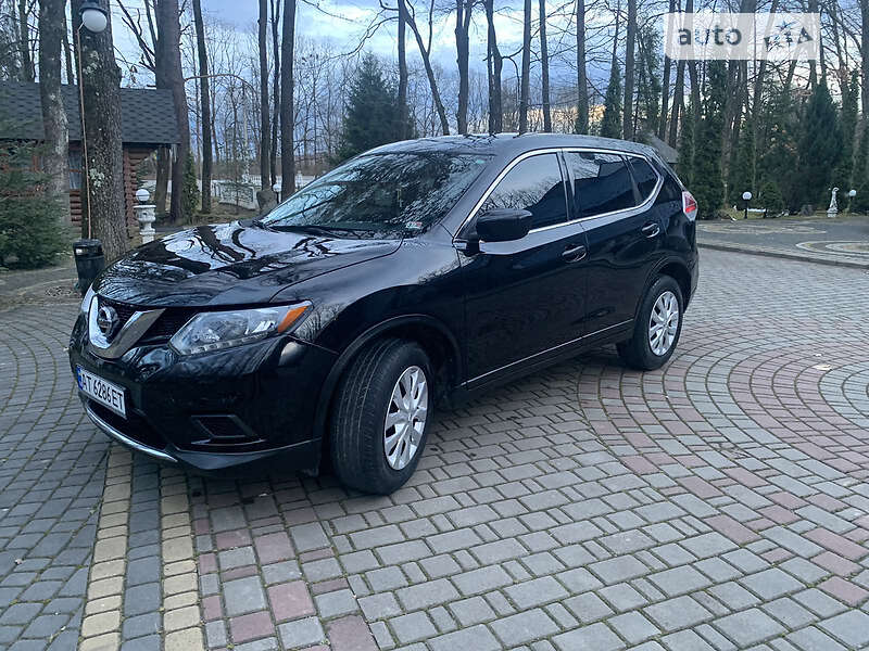 Внедорожник / Кроссовер Nissan Rogue 2015 в 