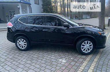 Внедорожник / Кроссовер Nissan Rogue 2015 в 