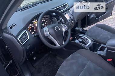 Внедорожник / Кроссовер Nissan Rogue 2015 в 