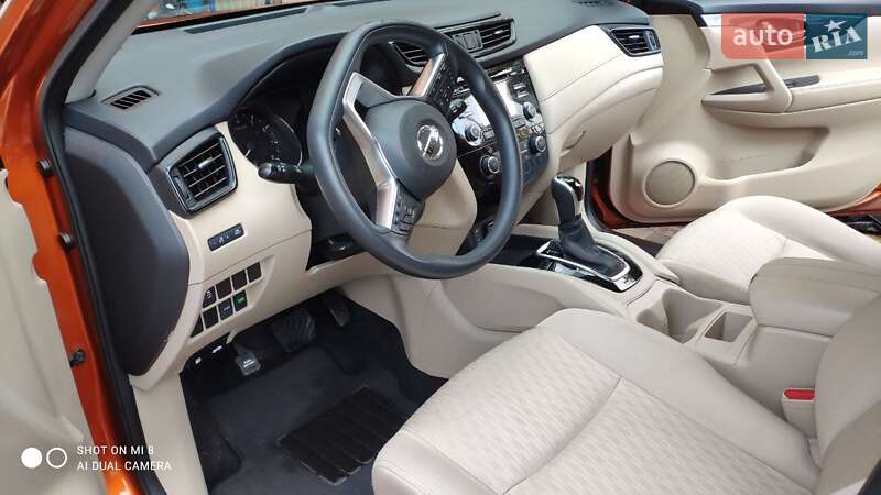 Внедорожник / Кроссовер Nissan Rogue 2017 в Знаменке фото 9 Внедорожник / Кроссовер Nissan Rogue 2017 в Знаменке