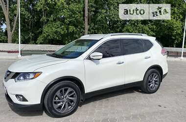 Внедорожник / Кроссовер Nissan Rogue 2016 в 