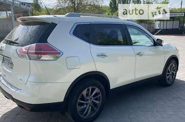 Внедорожник / Кроссовер Nissan Rogue 2016 в 