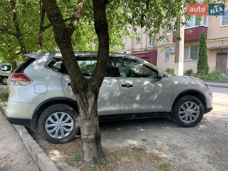Внедорожник / Кроссовер Nissan Rogue 2015 в Каменец-Подольском фото 3 Внедорожник / Кроссовер Nissan Rogue 2015 в Каменец-Подольском