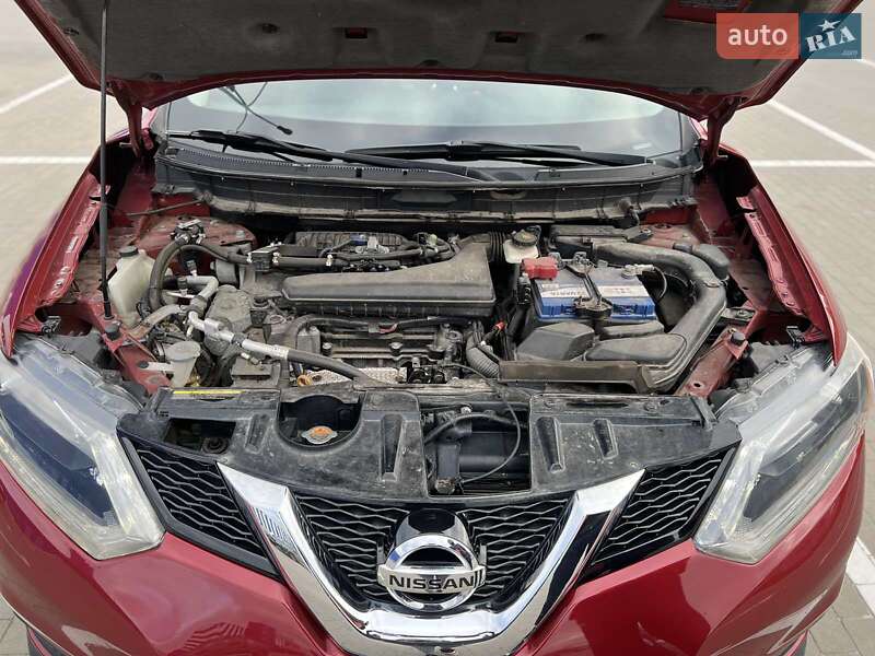 Позашляховик / Кросовер Nissan Rogue 2016 в Сумах