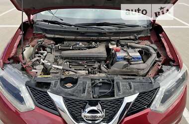 Позашляховик / Кросовер Nissan Rogue 2016 в Сумах