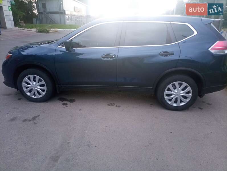 Внедорожник / Кроссовер Nissan Rogue 2015 в Харькове