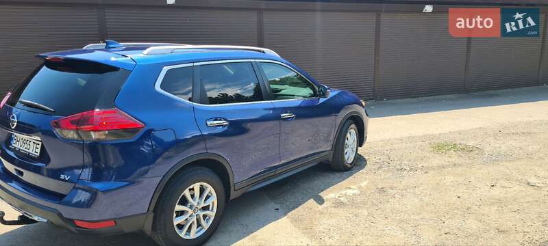 Позашляховик / Кросовер Nissan Rogue 2017 в Одесі