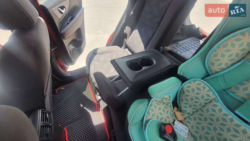 Внедорожник / Кроссовер Nissan Rogue 2016 в Белой Церкви