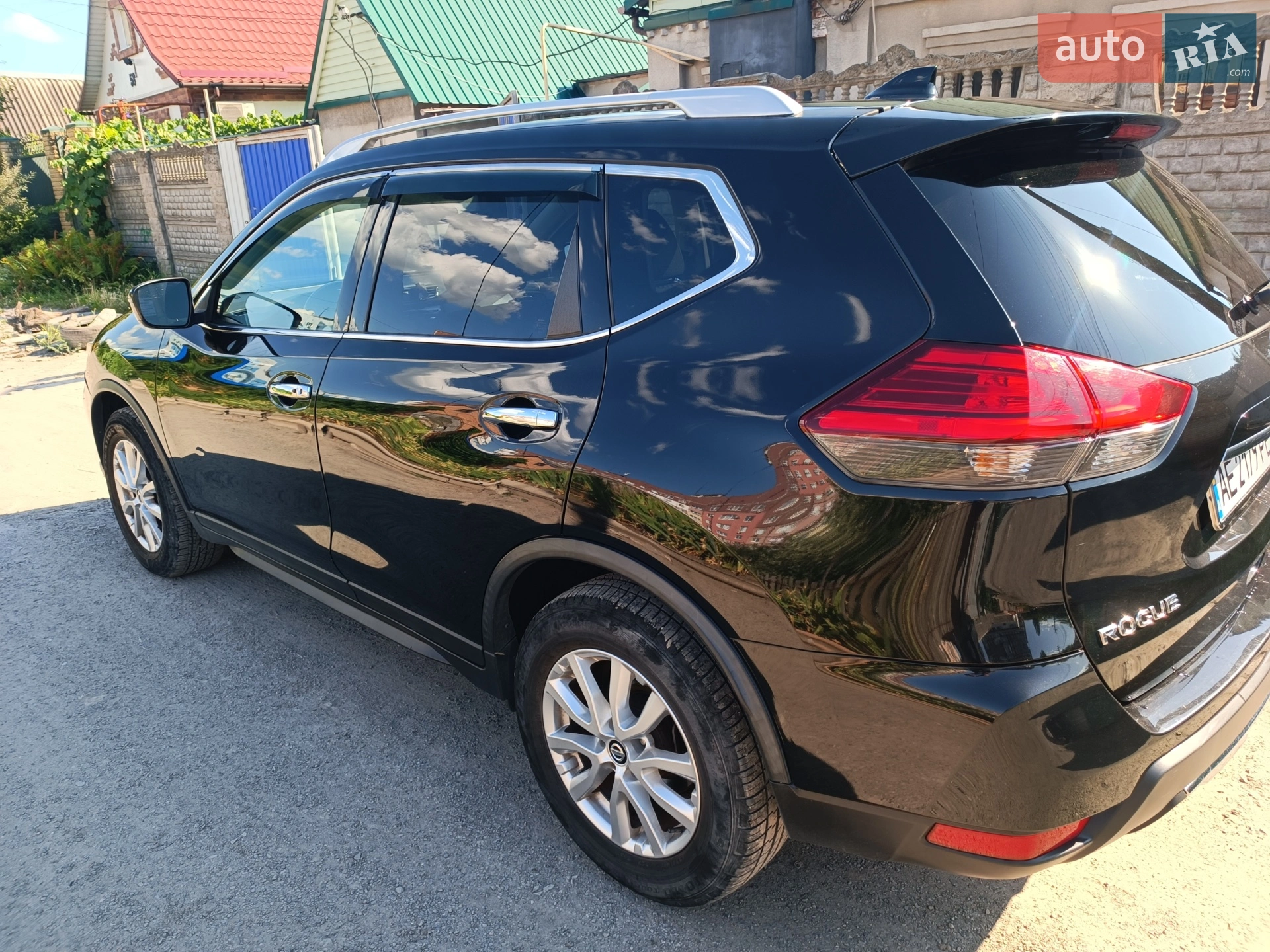 2017 Nissan Rogue - мініатюра 10