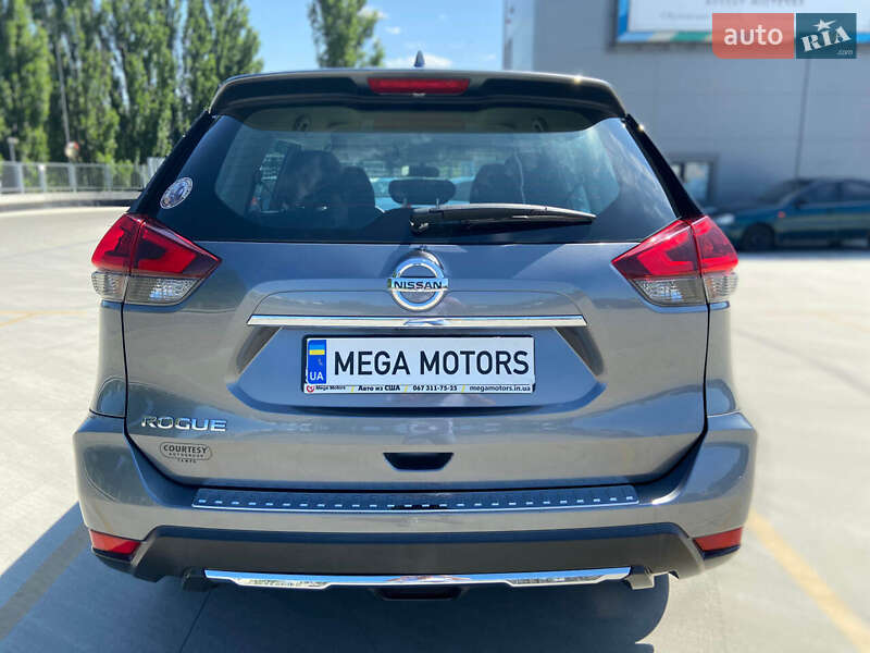 Позашляховик / Кросовер Nissan Rogue 2017 в Києві фото 5 Позашляховик / Кросовер Nissan Rogue 2017 в Києві