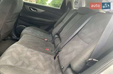 Внедорожник / Кроссовер Nissan Rogue 2015 в Житомире