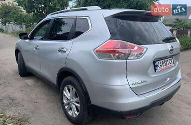 Внедорожник / Кроссовер Nissan Rogue 2015 в Житомире
