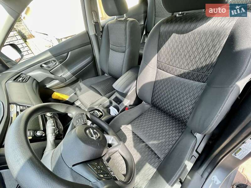 Позашляховик / Кросовер Nissan Rogue 2018 в Хмельницькому