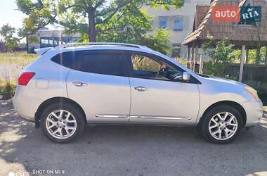Внедорожник / Кроссовер Nissan Rogue 2011 в 