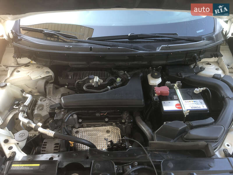 Позашляховик / Кросовер Nissan Rogue 2016 в Чернівцях фото 10 Позашляховик / Кросовер Nissan Rogue 2016 в Чернівцях