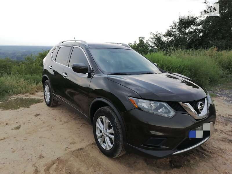 Позашляховик / Кросовер Nissan Rogue 2016 в Полтаві