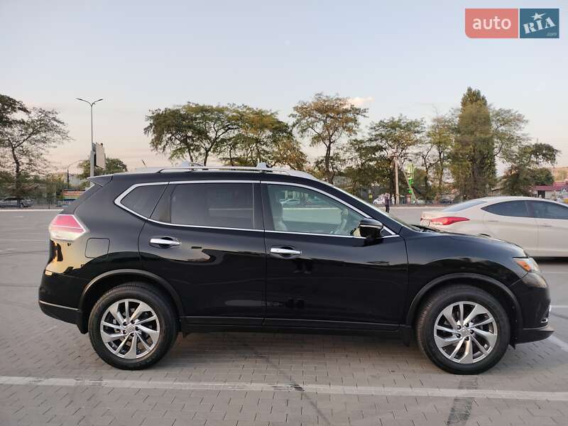 Внедорожник / Кроссовер Nissan Rogue 2015 в Одессе