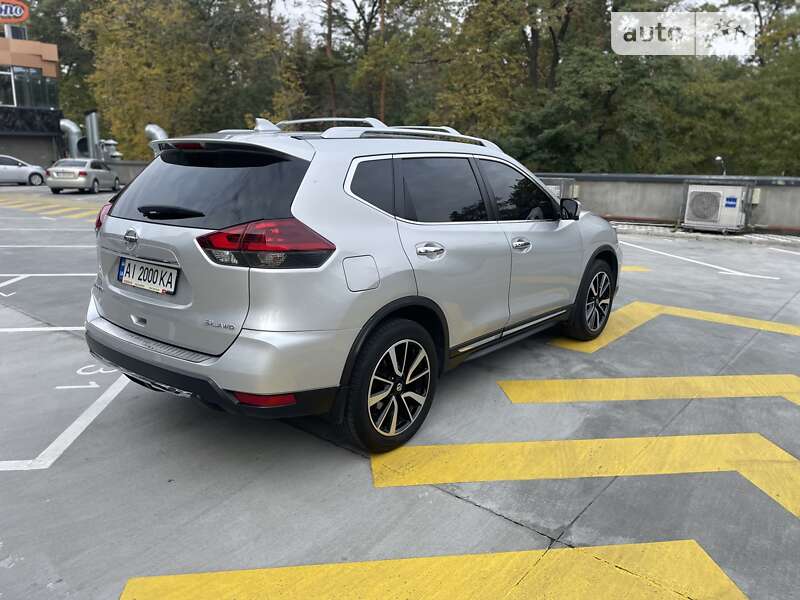 Внедорожник / Кроссовер Nissan Rogue 2018 в Киеве