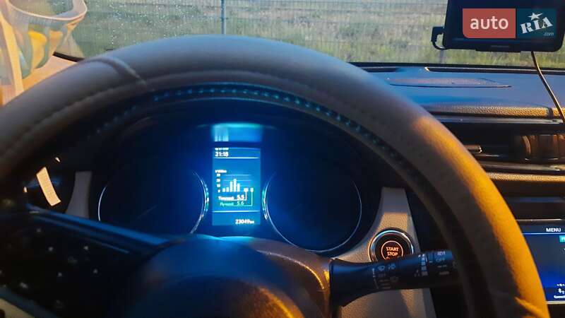 Внедорожник / Кроссовер Nissan Rogue 2019 в Киеве