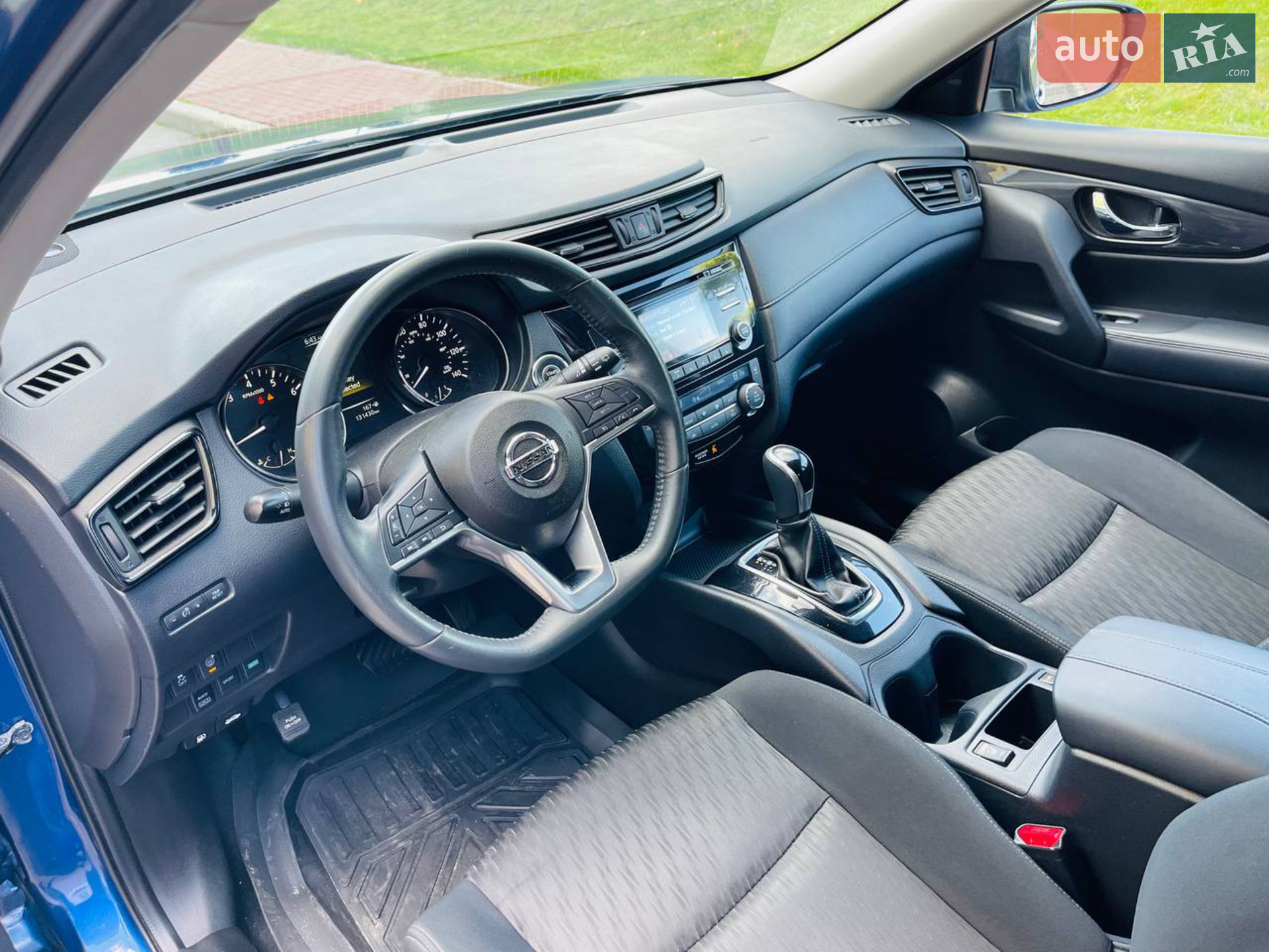 2016 Nissan Rogue - мініатюра 16