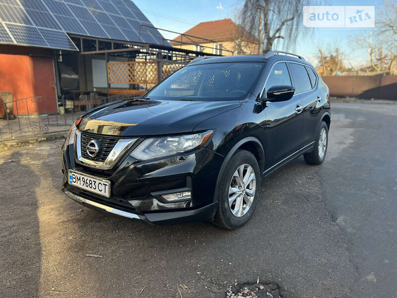 Внедорожник / Кроссовер Nissan Rogue 2014 в Шостке