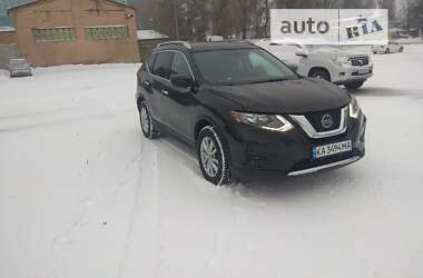 Внедорожник / Кроссовер Nissan Rogue 2017 в Киеве