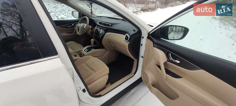 Внедорожник / Кроссовер Nissan Rogue 2015 в Харькове