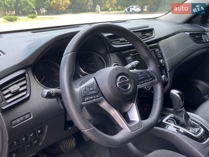 Позашляховик / Кросовер Nissan Rogue 2019 в Запоріжжі