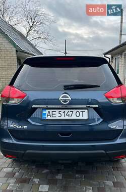 Позашляховик / Кросовер Nissan Rogue 2016 в Дніпрі