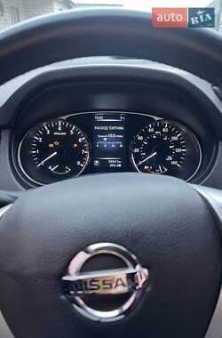 Позашляховик / Кросовер Nissan Rogue 2016 в Дніпрі