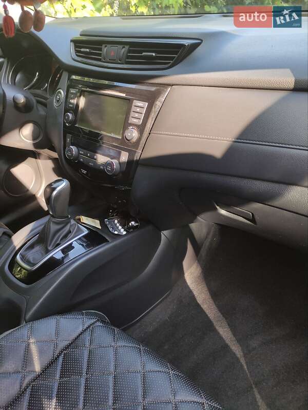 Позашляховик / Кросовер Nissan Rogue 2018 в Запоріжжі