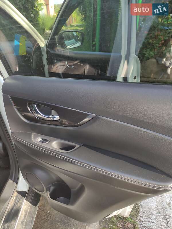 Позашляховик / Кросовер Nissan Rogue 2018 в Запоріжжі