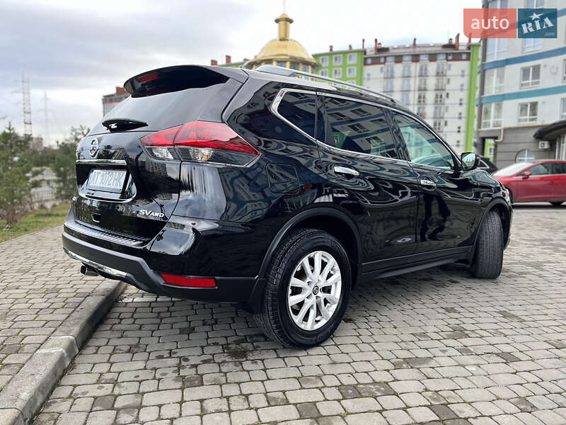 Позашляховик / Кросовер Nissan Rogue 2018 в Івано-Франківську