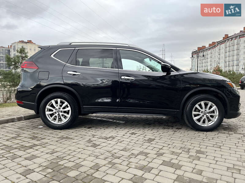 Позашляховик / Кросовер Nissan Rogue 2018 в Івано-Франківську