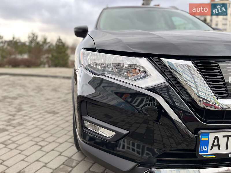 Позашляховик / Кросовер Nissan Rogue 2018 в Івано-Франківську