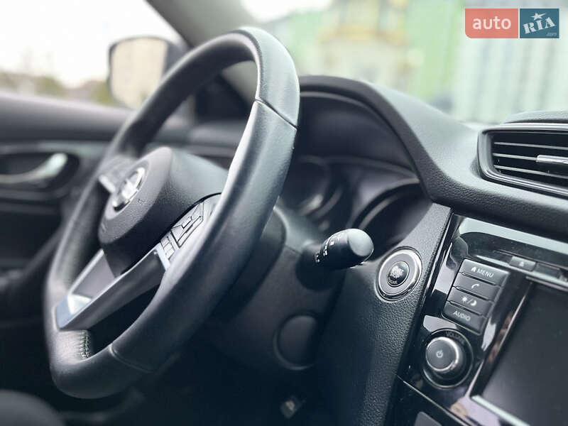 Позашляховик / Кросовер Nissan Rogue 2018 в Івано-Франківську