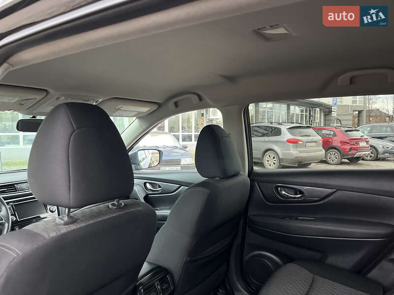 Позашляховик / Кросовер Nissan Rogue 2018 в Івано-Франківську