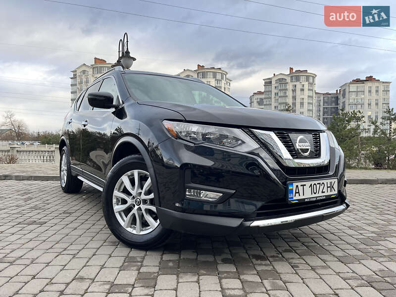 Позашляховик / Кросовер Nissan Rogue 2018 в Івано-Франківську