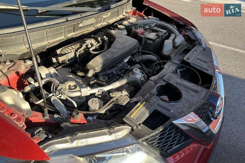 Позашляховик / Кросовер Nissan Rogue 2014 в Хмельницькому