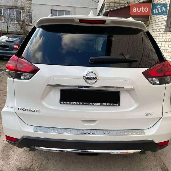 Внедорожник / Кроссовер Nissan Rogue 2018 в Львове