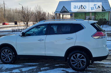 Внедорожник / Кроссовер Nissan Rogue 2016 в Полтаве