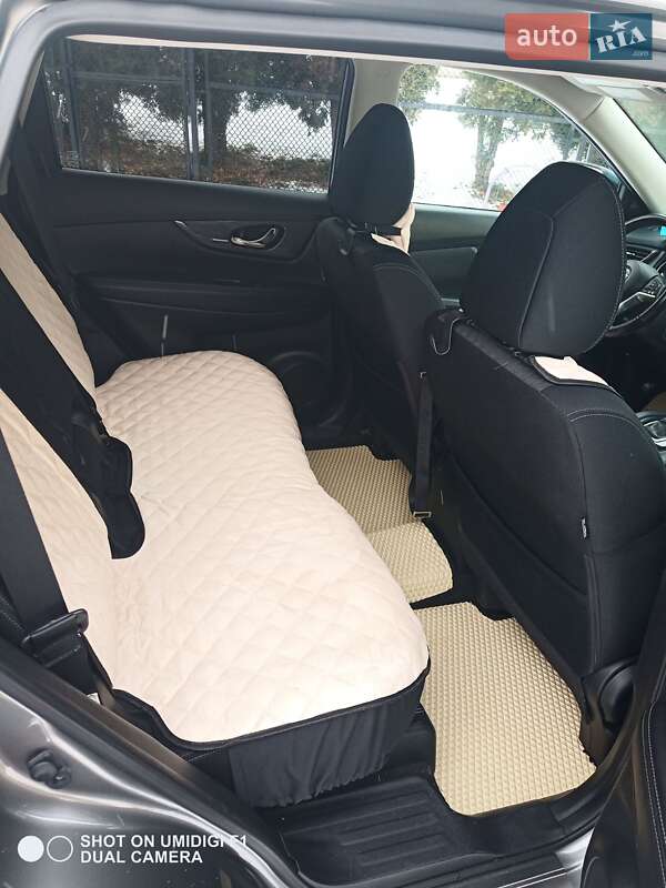 Позашляховик / Кросовер Nissan Rogue 2017 в Тернополі