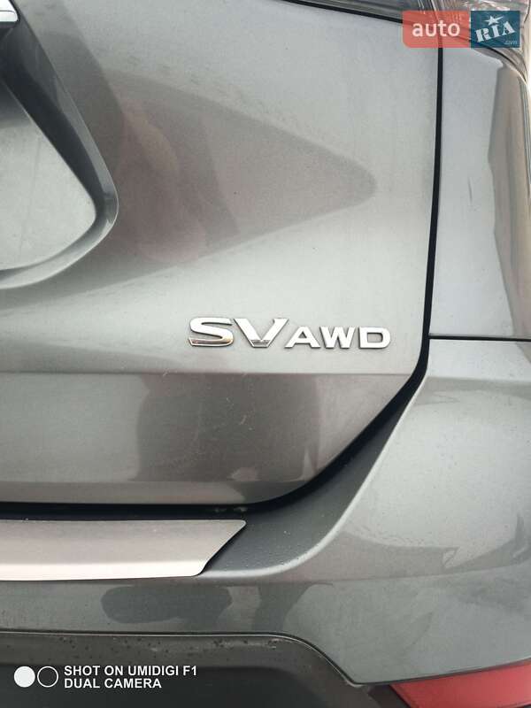 Позашляховик / Кросовер Nissan Rogue 2017 в Тернополі