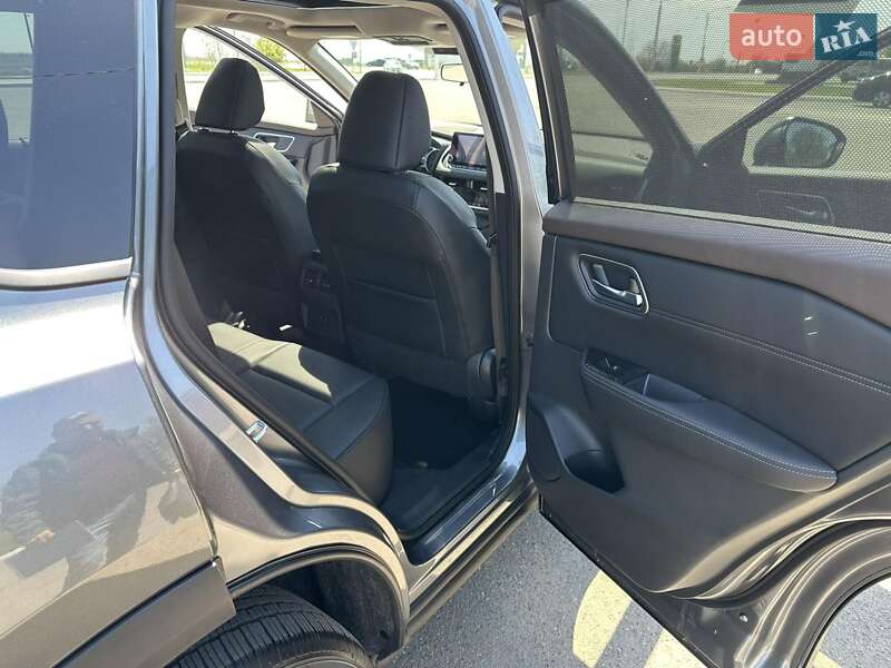 Позашляховик / Кросовер Nissan Rogue 2021 в Ізмаїлі