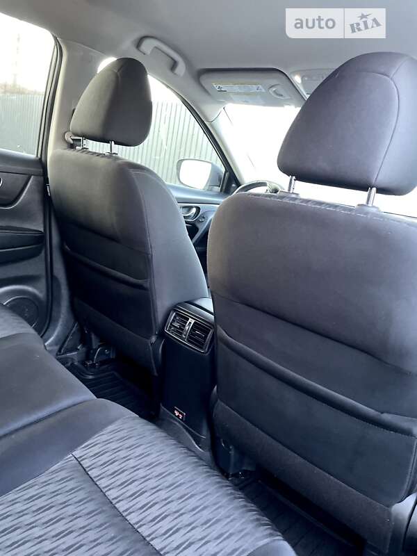 Внедорожник / Кроссовер Nissan Rogue 2019 в Кривом Роге