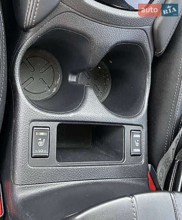 Позашляховик / Кросовер Nissan Rogue 2018 в Києві