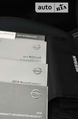 Позашляховик / Кросовер Nissan Rogue 2018 в Ромнах