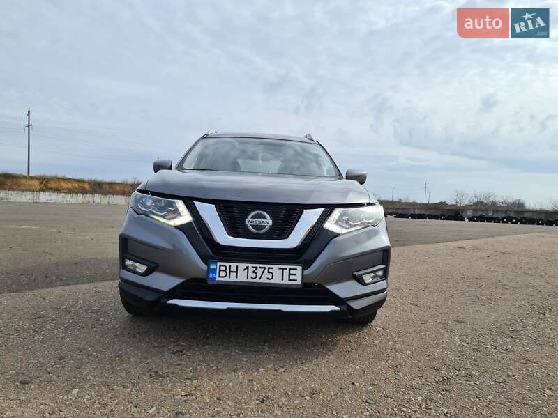 Позашляховик / Кросовер Nissan Rogue 2018 в Одесі